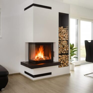 Kamin Varia